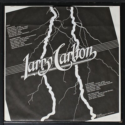 (米国盤LP) Larry Carlton / Strikes Twice Larry Carlton - Strikes Twice - original LP record [NHB1-081] USA