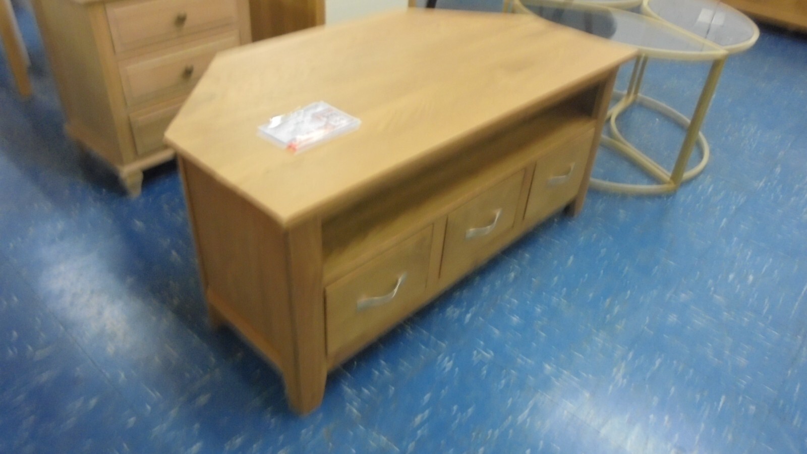 CAMBERLEY OAK CORNER TV UNIT eBay