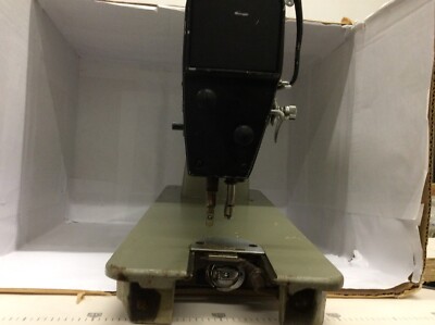 Juki DDL-227 GLACO Industrial Straight Stitch Sewing Machine Juki DDL-227 GLACO Industrial Straight Stitch Sewing Machine