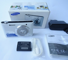 Open Box - Samsung ST Series ST72 16.2MP white Digital Camera