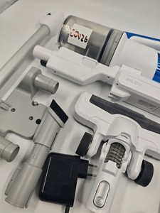 Amazon Basics V18P01CP25EU-BLDC schwarz Akku-Staubsauger - gebraucht