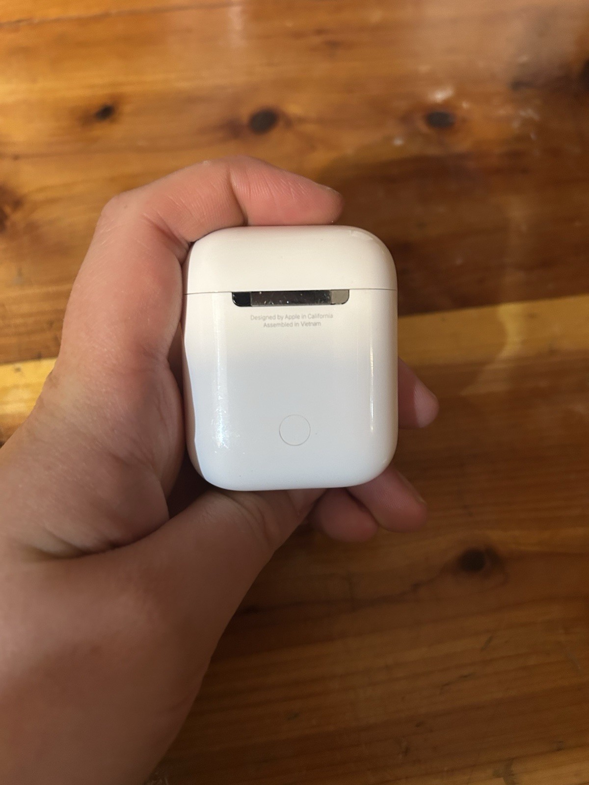Apple AirPods 2nd Gen Bluetooth Headphones Charging Case