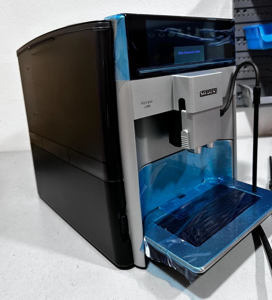 Siemens EQ.6 plus s300 Kaffeevollautomat -silber/schwarz gereinigt - DE-Händler - Bild 4 von 4