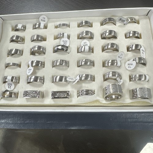 Lotto Rivendita Ingrosso Anelli Acciaio Inox Argento 36 - Foto 20 di 24