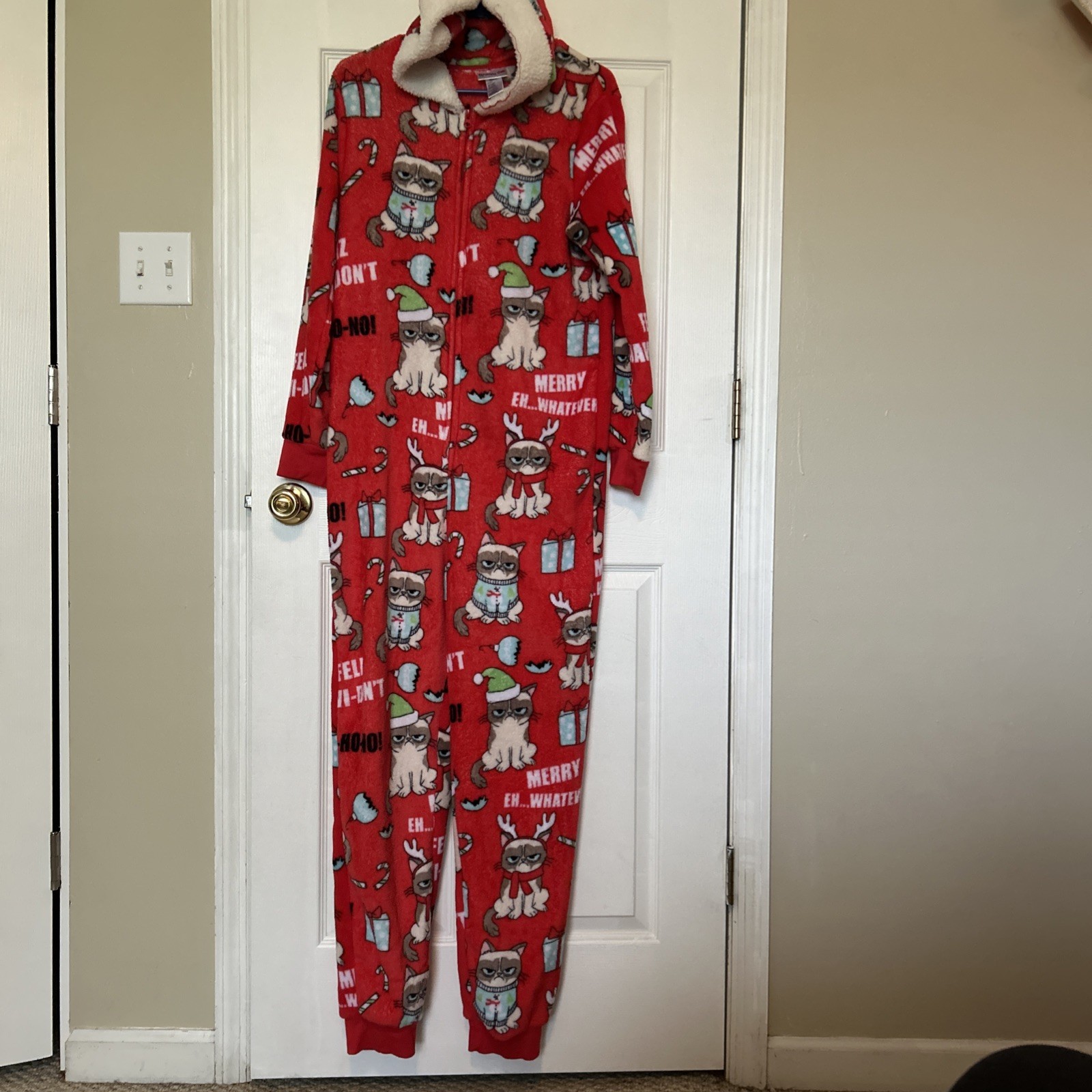 Womens Red Grumpy Cat Feliz Navi Don't Christmas Holiday Union Pajama size L