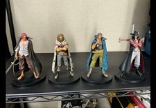 One Piece Figure Set 4pcs Shanks Yassop Beckman Mihawk Anime Collectible