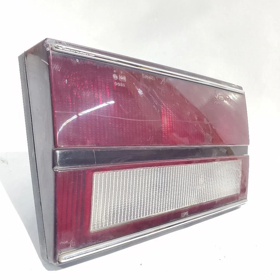 1990 Bentley Turbo R Automatic OEM Left Rear Taillight Trunk Mounted - Image 3 of 4
