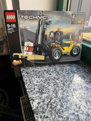 LEGO TECHNIC: Schwerlast-Gabelstapler (42079)
