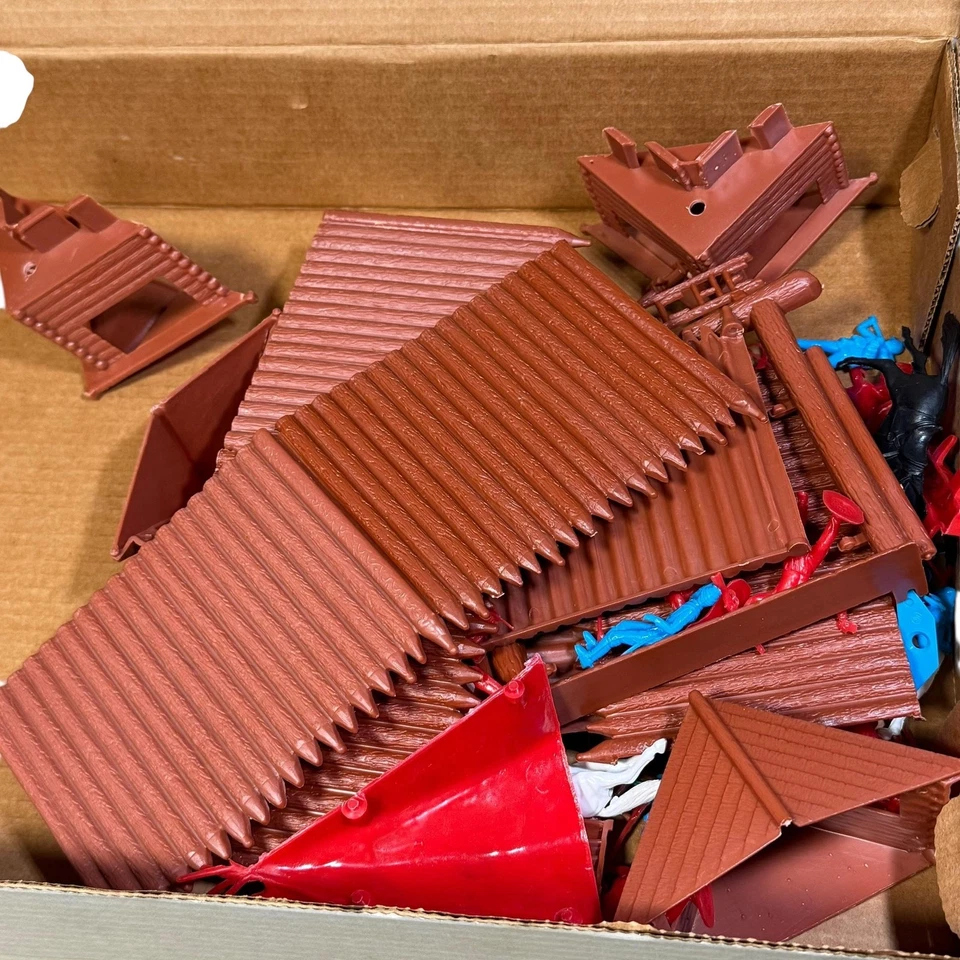 Wild West Fort & Play Set Fort Apache 50+ Pieces Figures Horses Made in USA - Image 3 of 4