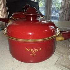 Vintage Asta Maxim’s de Paris Red Pot Sauce Pan Enameled with lid