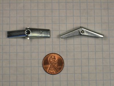 SPRING TOGGLE WING, #6-32 THREAD, STEEL, 3/8'' BORE, 1-1/2'' WIDTH, ZINC-PLATED