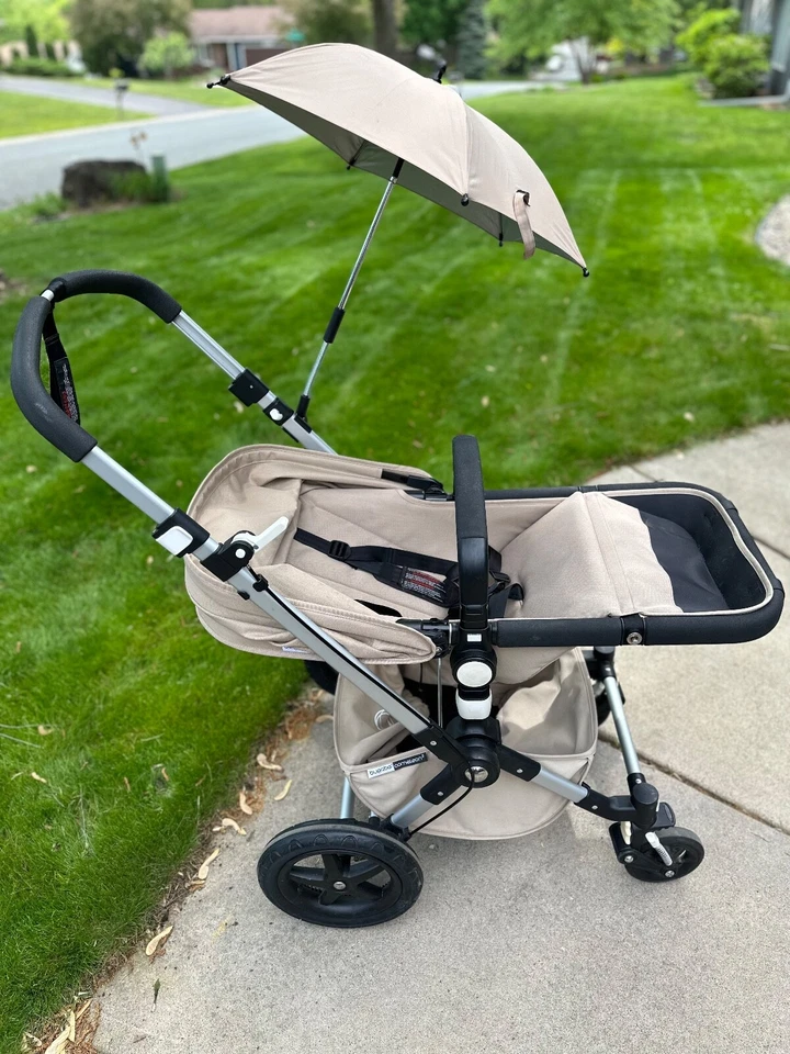 Pre-Owned Bugaboo Chameleon 3 in Sand Colour-Full Set - Image 3 of 4