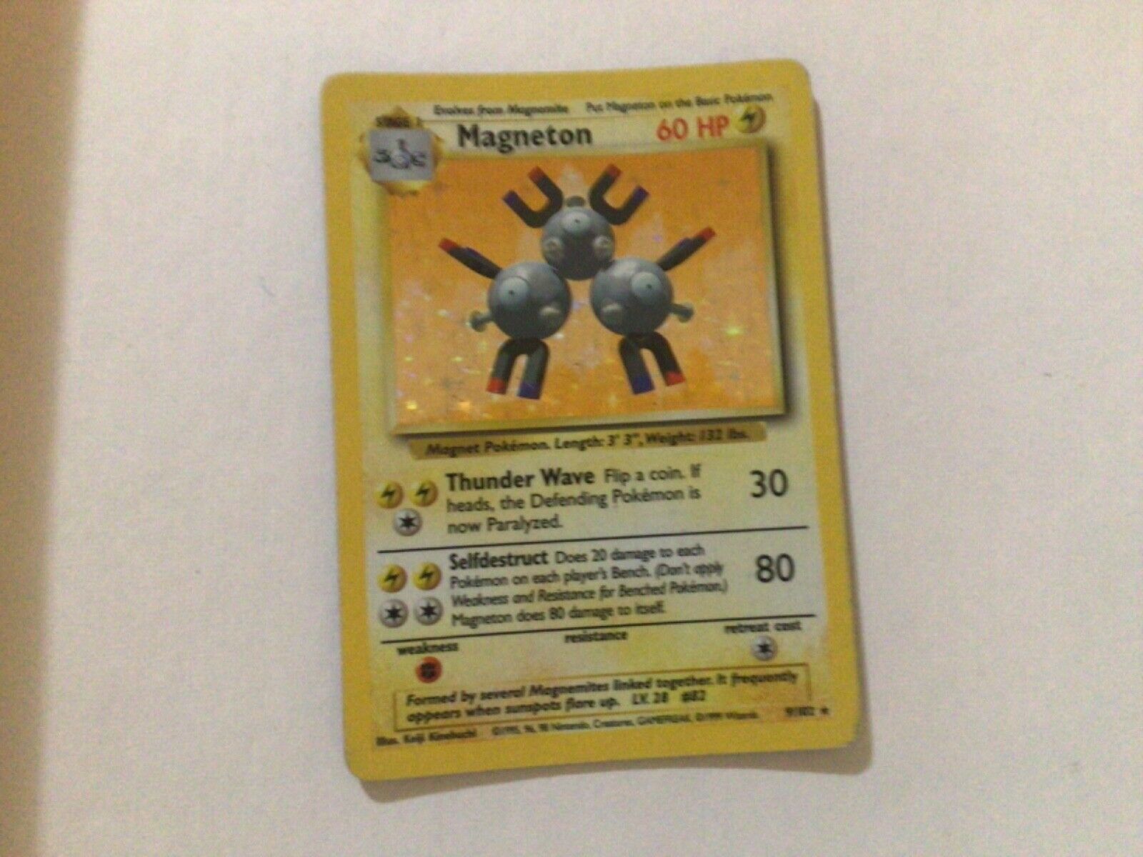 1999 WOTC Pokemon Magneton. Holo Rare Base Set Unlimited Card #9/102 - nr mint