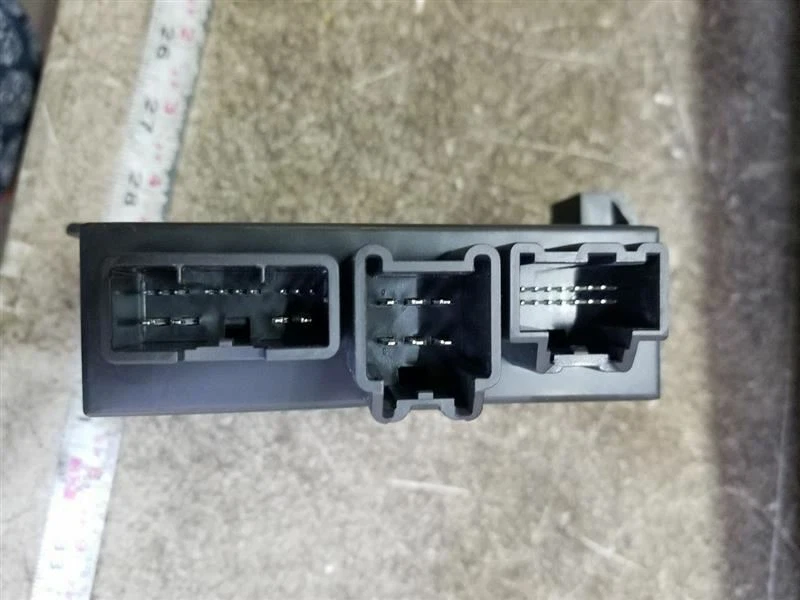 Módulo de puerta de puerta levadiza Acadia Enclave Escalade Suburban 2007-2008 25795389 OEM Foto 4 de 4