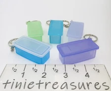 Tupperware Keychain set Of 5 Fridgesmart Old style NIB tinietreasures