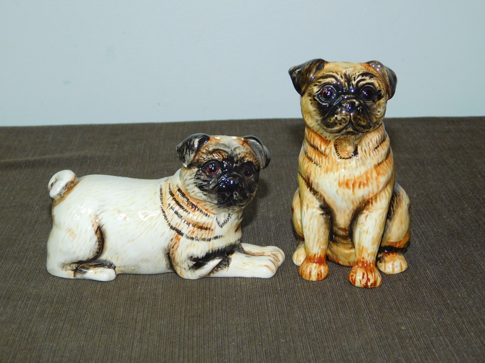 VINTAGE CERAMIC PUG DOGS SALT & PEPPER SHAKERS NEW OLD STOCK
