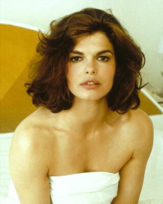 Tripplehorn, Jeanne [Basic Instinct] (56080) 8x10 Photo