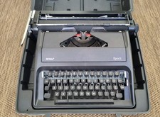 Royal Epoch Manual Portable Black Typewriter W/ Hard Case Tested Manual  thumbnail