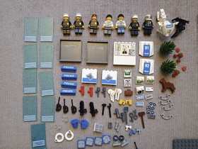 LEGO City 7744 Police Headquarters Complete with Instructions