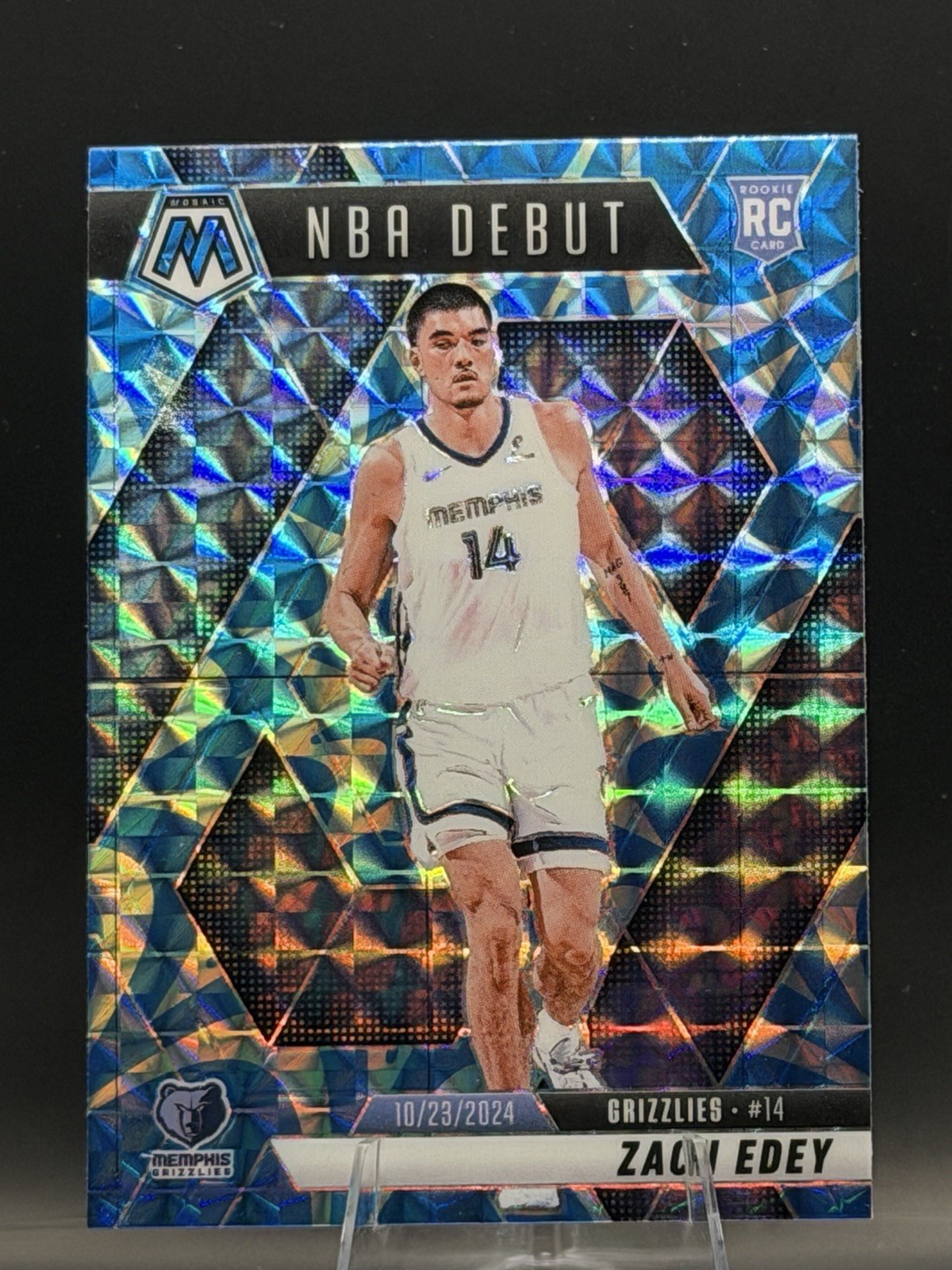 2024-25 Panini Mosaic - NBA Debut Zach Edey #251 Reactive Blue Mosaic Prizm (RC)