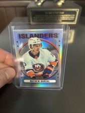 2021-22 OPC Platinum Retro Rainbow Parallel Insert Mathew Barzal R-30 Islanders