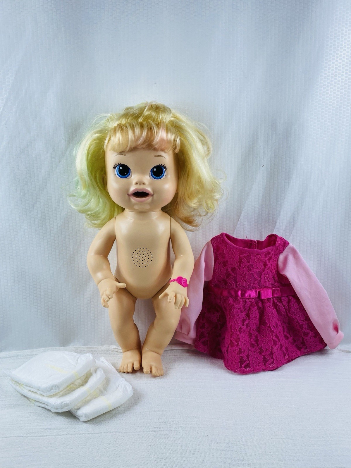 Baby Alive Snacking Sara Doll 2014 Soft Face Bilingual Rainb
