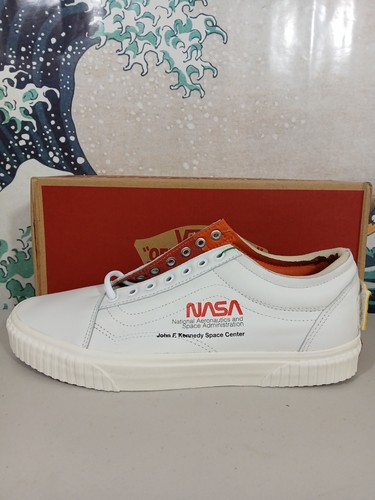 Vans Old Skool X NASA "Space Voyager" True White sz 12 - Picture 7 of 18