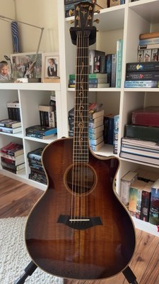 Taylor K24ce V-Class Grand Auditorium Akustikgitarre, sehr guter Zustand