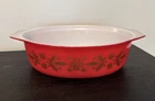 Vintage Pyrex 045 Oval Casserole #33 Golden Poinsettia Christmas Red 2.5 Quart