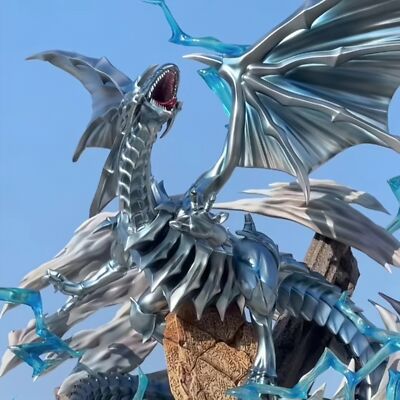 Game Yu-Gi-Oh! Blue-Eyes White Dragon 35cm PVC GK Figure Painted