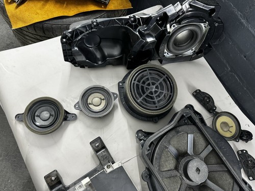 2015 AUDI A6 C7 SALOON BOSE AUDIO SOUND SYSTEM SUBWOOFER SPEAKERS SET - Picture 2 of 8