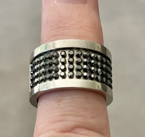 DYRBERG KERN - RING GUNMETAL SWAROVSKI CRYSTALS- SILVER PLATED -SIZE I ( 6 ) NEW - Picture 3 of 7