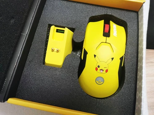Razer x Pikachu Viper Ultimate Mouse Yellow + Charging Dock