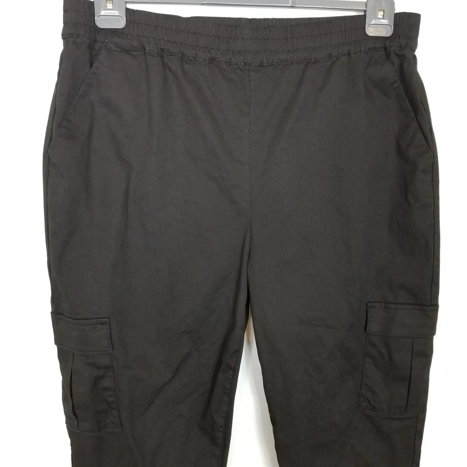 Universal Standard Karlee Pants Women Sz M US 18/20 Black Pull On Cropped Cargo - Image 2 of 4