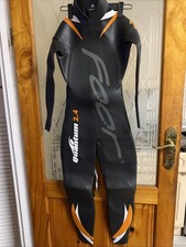 Foor Quantum Wetsuit 2.4 . Size F1 . New No Tags .