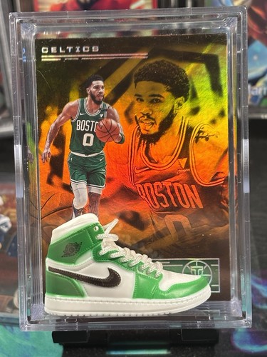 2020-21 Panini Illusions - Jayson Tatum Sneaker Shadow Box - Picture 2 of 2