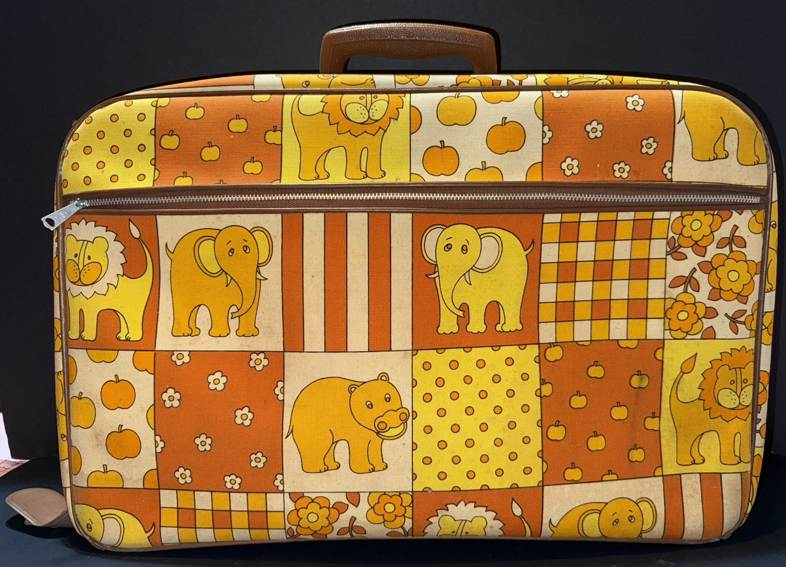 Suitcase Animals Child’s Travel Bag Vntg 1970s Yellow Orange Lion Elephant Hippo-image