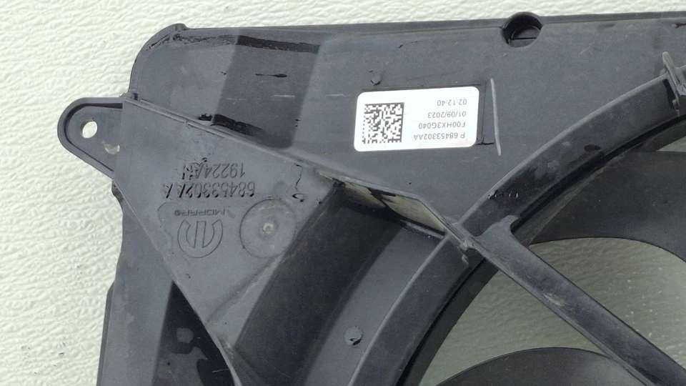 2023-2024 JEEP COMPASS RADIATOR COOLING FAN ASSEMBLY OEM - Image 4 of 4