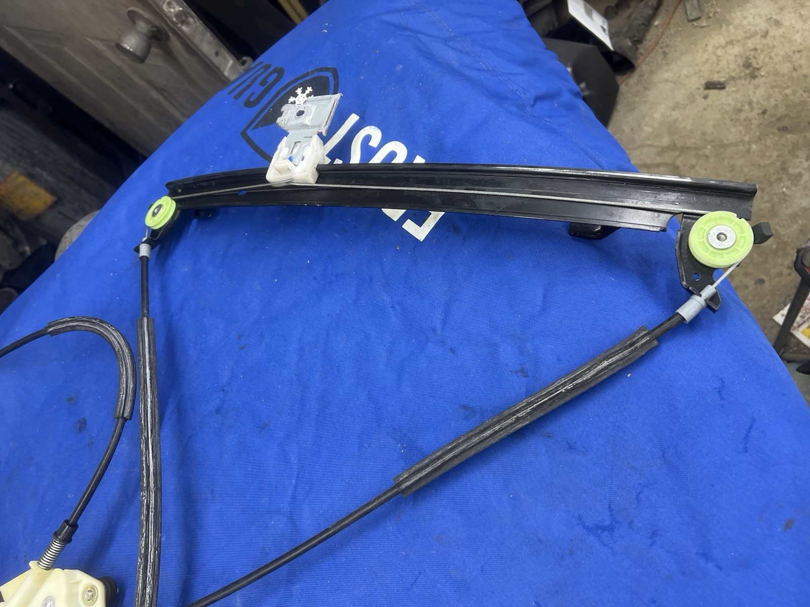 2003-2013 maserati quattroporte RH passengers front door window regulator &motor