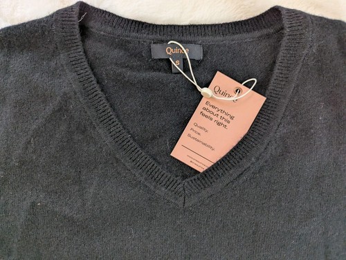 Quince Mongolian Cashmere V-Neck Sweater Black Small - Picture 7 of 9