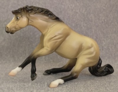 Breyer 2010 WEG Stablemate Reining Horse Buckskin Reiner Slider Sliding Stop