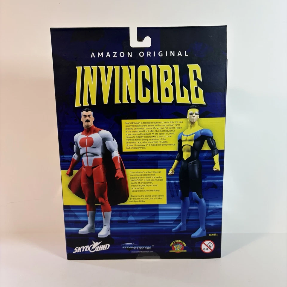 Diamond Select Invincible Mark Grayson Series 1 Amazon Deluxe Action Figure - Image 2 of 4
