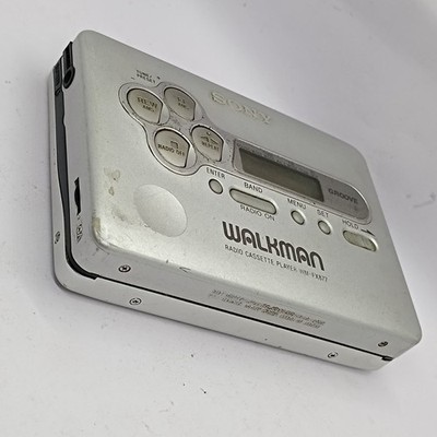 [動作品]SONY WALKMAN WM-FX877 カセットプレーヤー SONY WM-FX877 1999 W/Battery box Radio Walkman For parts/For