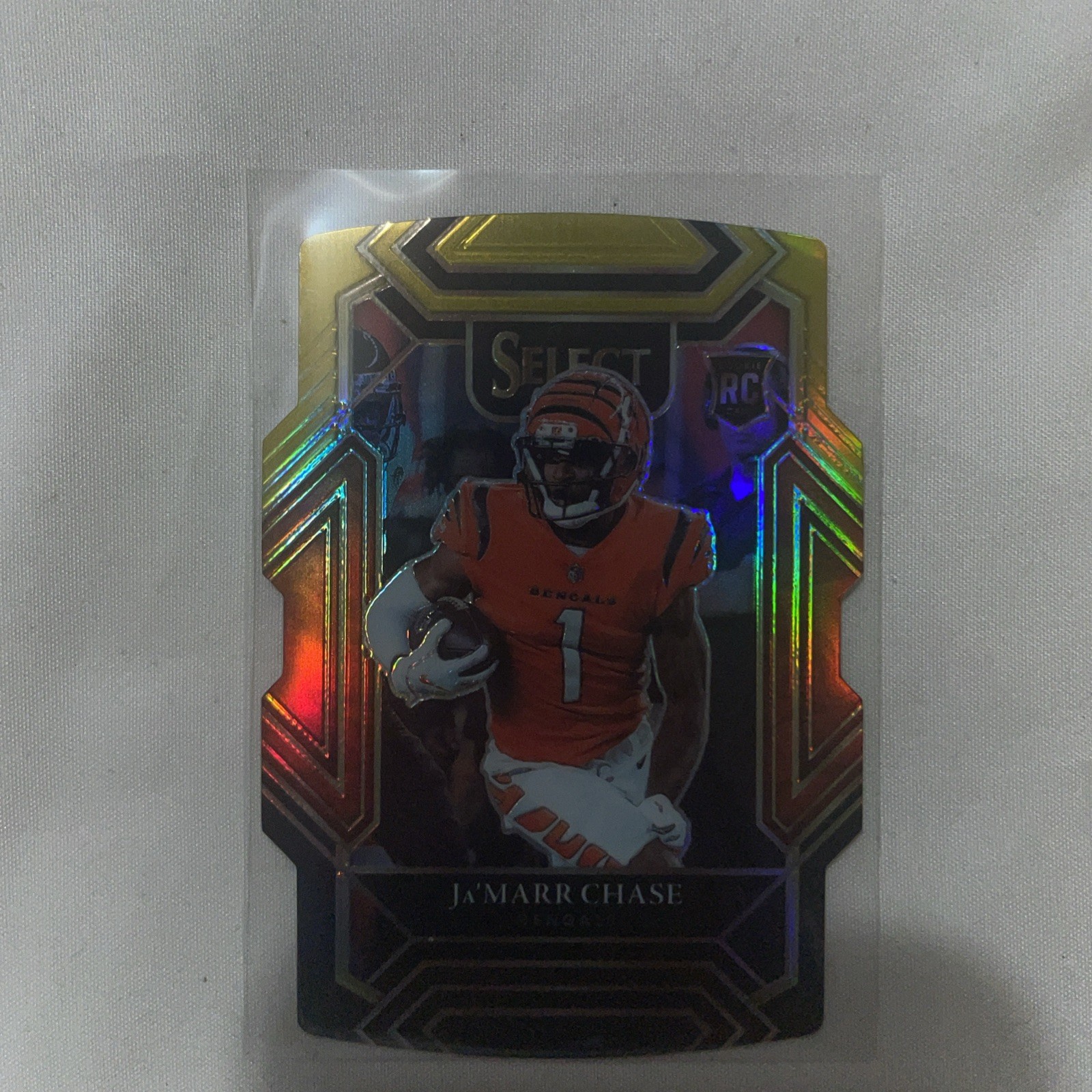 2021 Panini Select - Club Level Ja'Marr Chase #247 Black & Gold Prizm Die-Cut RC