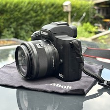 Canon EOS M50 Set EF-M 15-45mm Objektiv Zubeh...
