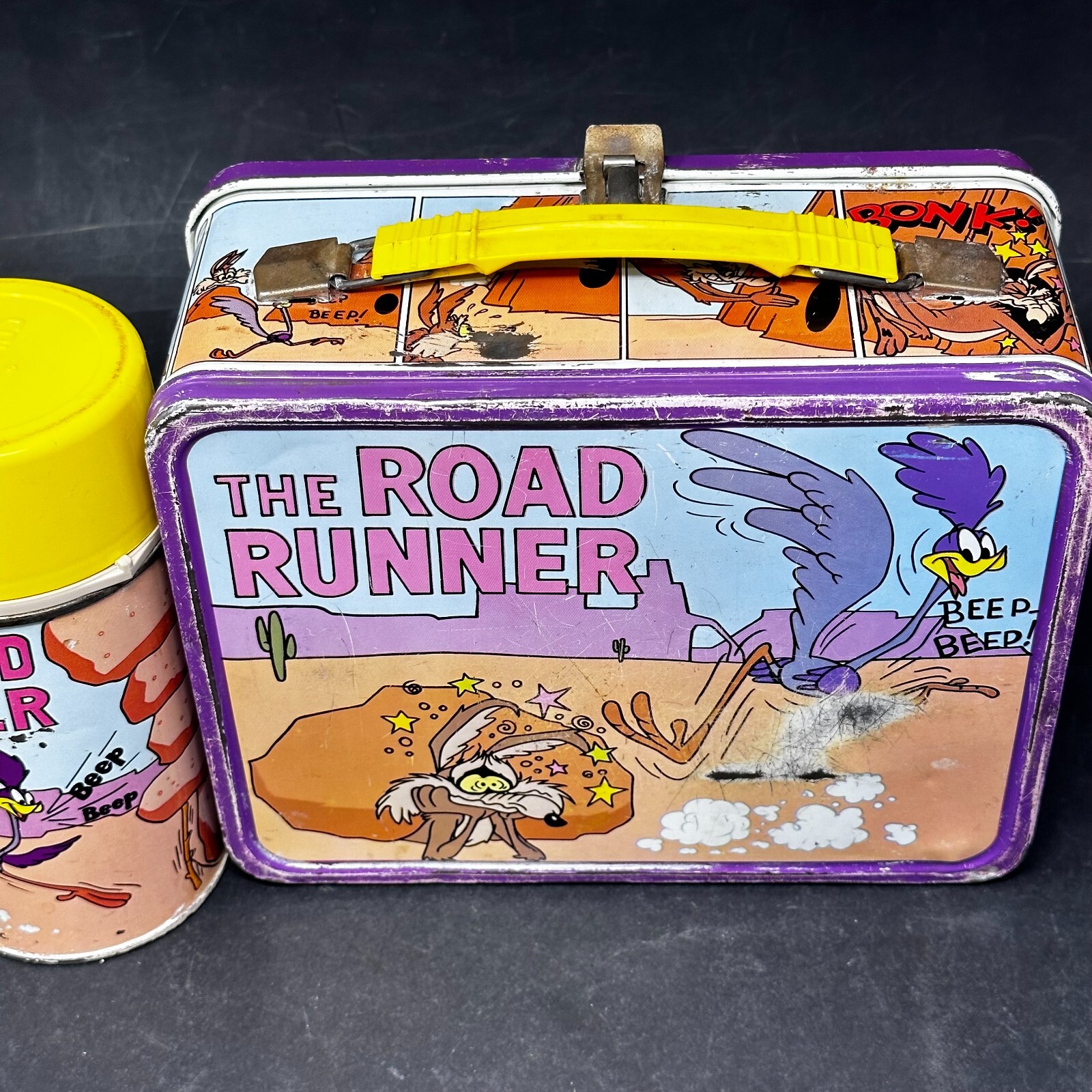 Warner Bros Wile E. Coyote The Road Runner Lunch Box w Thermos 1970