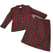 Vintage Womens 100 Wool Plaid Suit Set Size 10 Jacket Blazer  Skirt Tartan Red