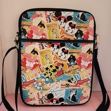 Disney Parks D-Tech Classic Icons DisneyWorld Tablet Ipad Custodia Imbottita a Tracolla
