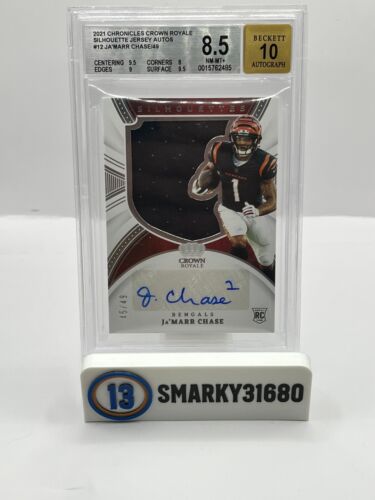 Maillot 2021 Panini Chronicles Crown Royale Ja'Marr Chase RC AUTO 45/49 BGS 8,5 - Photo 1/2