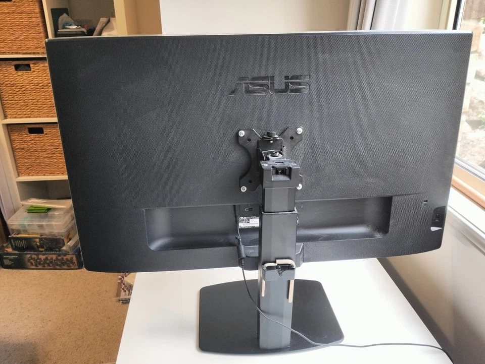 ASUS VA32AQ 31.5" 1440p IPS Monitor - Good Condition, Pickup Brisbane Northside - image 3 of 4